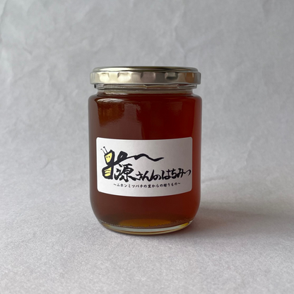 [Gen-san's Honey] Natural honey from Japanese honeybees, golden honey